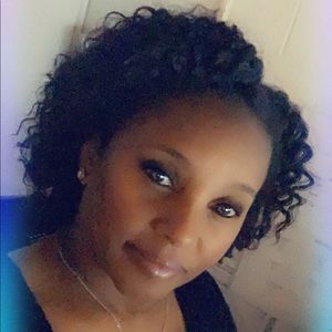 Meet your Posher, Joy